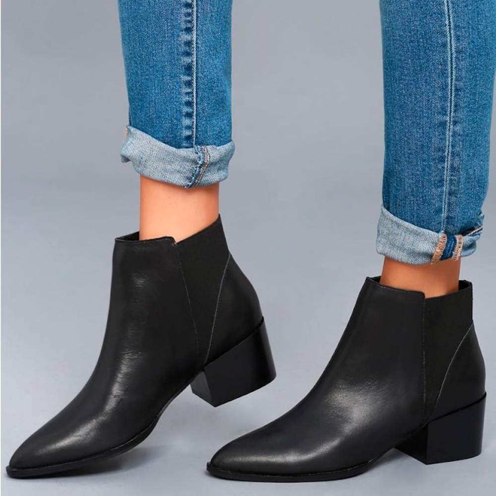 Chinese Laundry Finn Black Ankle Booties